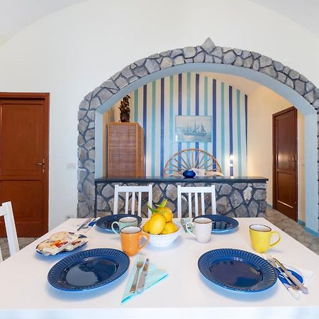 Torre Turbolo Apartments ماسّا لوبْرينسِ المظهر الخارجي الصورة