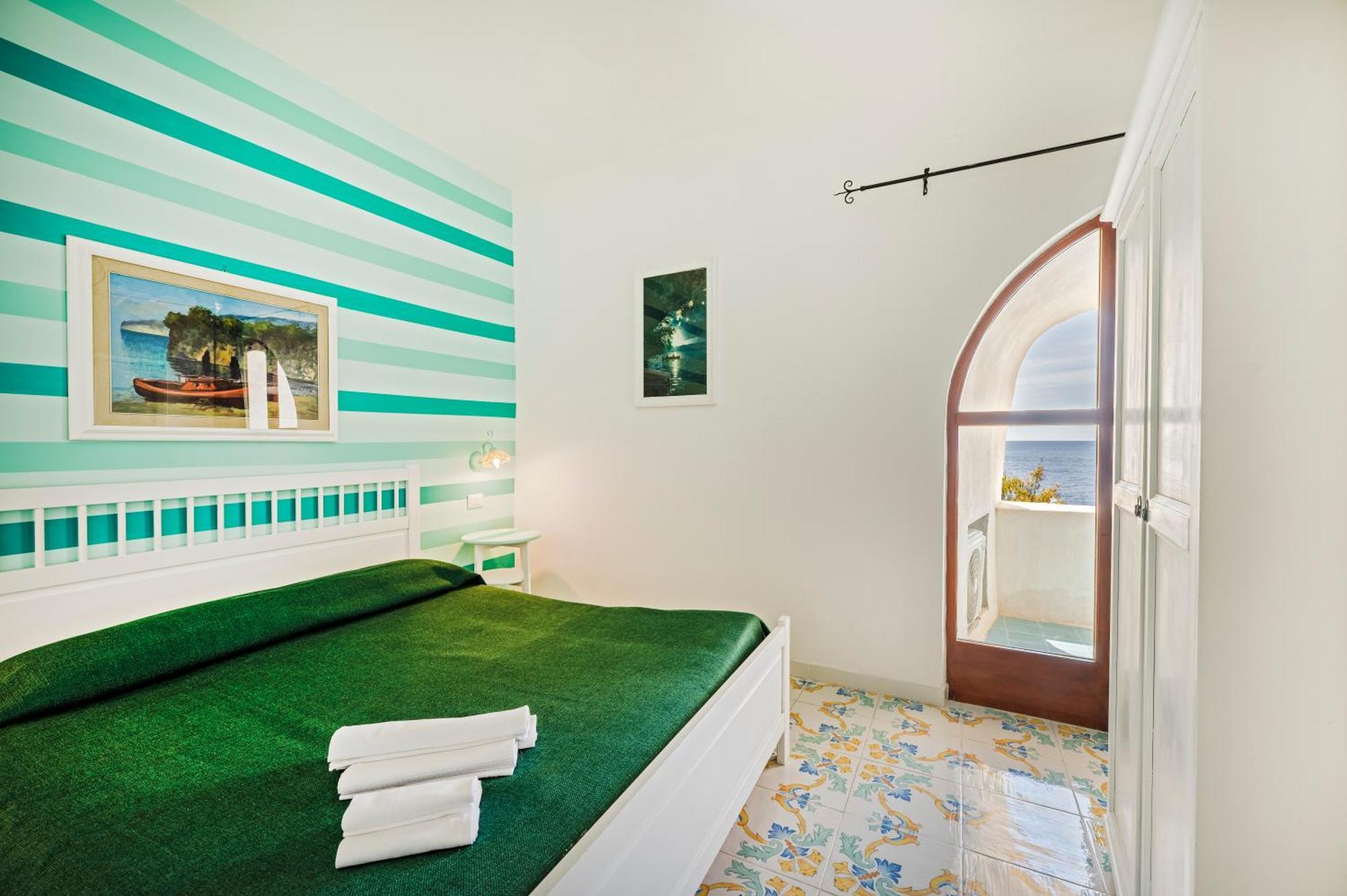 Torre Turbolo Apartments ماسّا لوبْرينسِ المظهر الخارجي الصورة